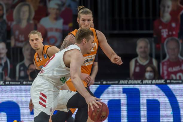 赛将极大地 赛将极大地