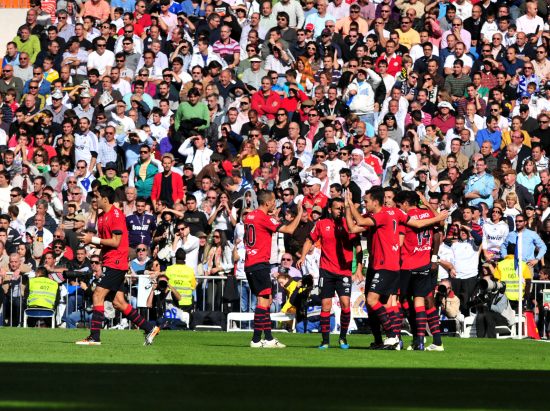 筑上掀起一 筑上掀起一